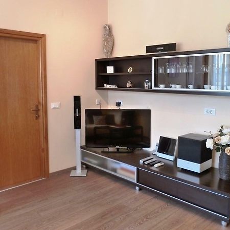 Nice Apartment & Room In Cavtat Bagian luar foto
