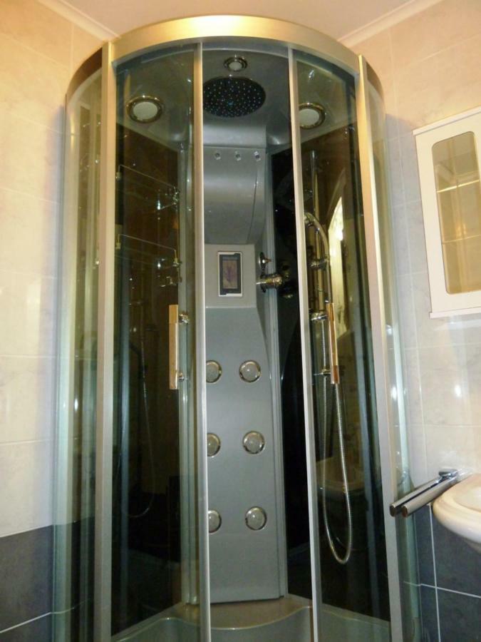 Nice Apartment & Room In Cavtat Bagian luar foto